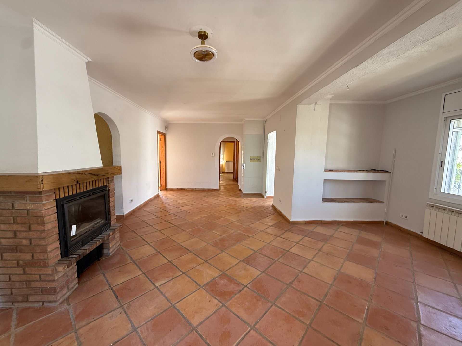 Chalet Independiente con Dos Viviendas - Oportunidad de Inversión en Zona de Playa - Image 19